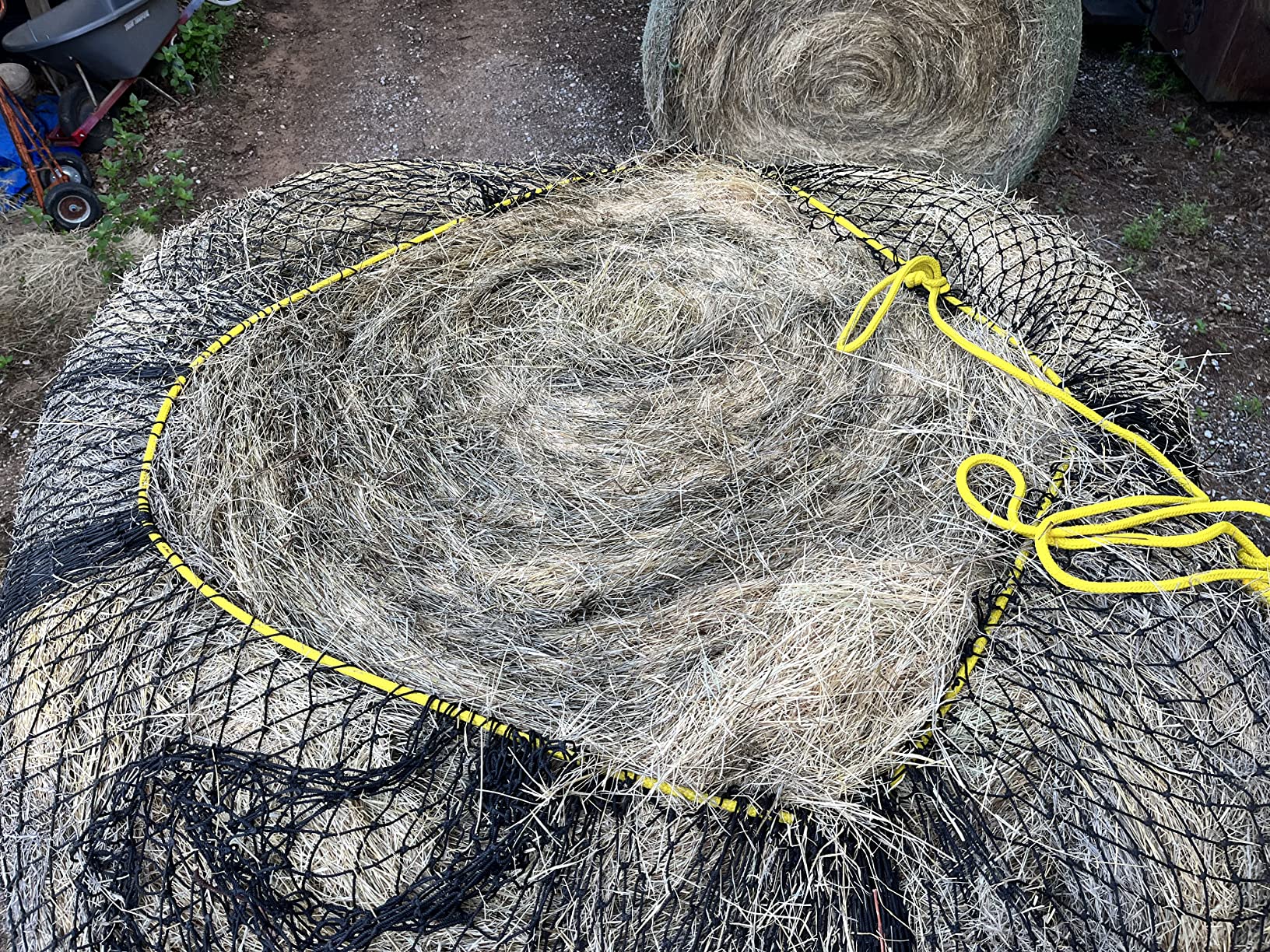 Round Bale Hay Net 4x4FT, 5x4FT, 5x5FT,6x4FT,6x6FT Knotless Polyester Polypropylene Polyethylene Net Slow Horse Feeder Pocket Type