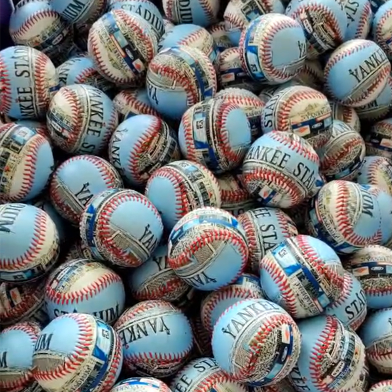 Custom Designed Gift Baseball with PVC Leather Cover Cork Center