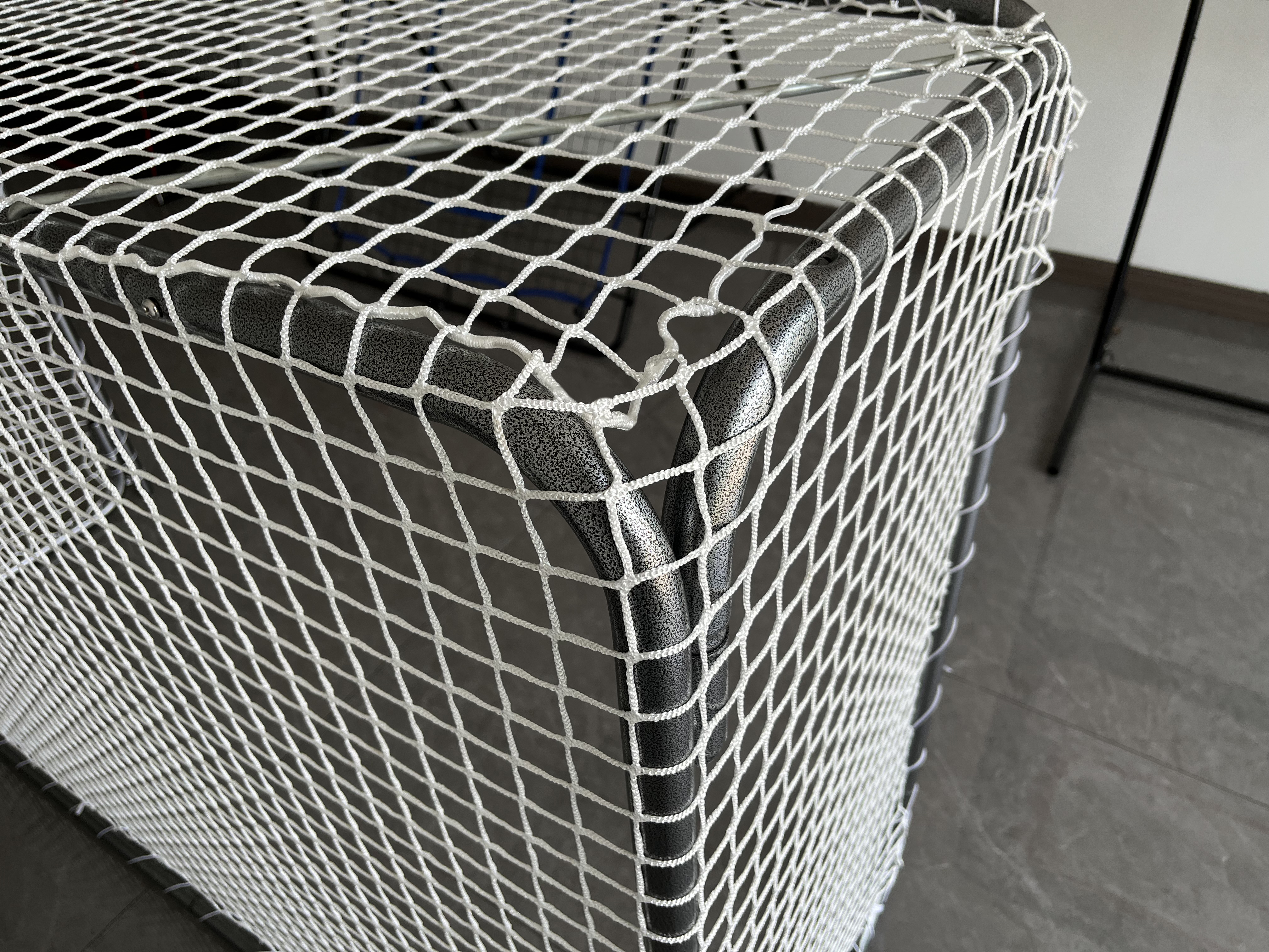 Custom Size High Grade Polyester White Hockey Nets 1.5x1.5 Inch Mesh Size 3mm Diameter With Ropes Sport Net TUV Certificate Approved