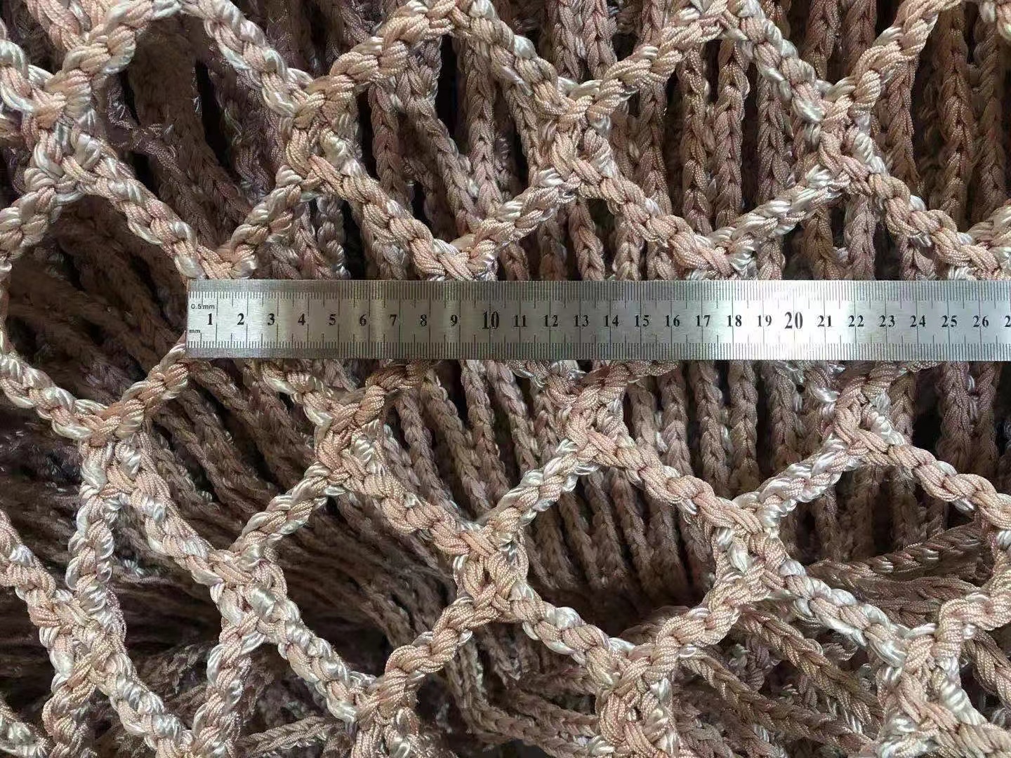 Heavy Duty Lifting Net Loading Capacity 1 Ton Diameter 12mm Used For Crane Hoisting In Construction Field